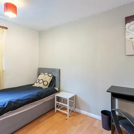 Urban Retreat - *
